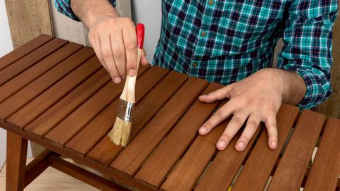 Cómo pintar y restaurar cualquier superficie de madera paso a paso