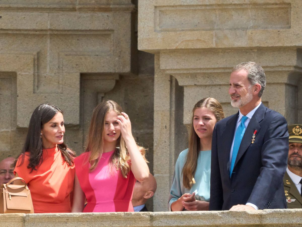 Foto: La familia real, en Santiago. (Limited Pictures)
