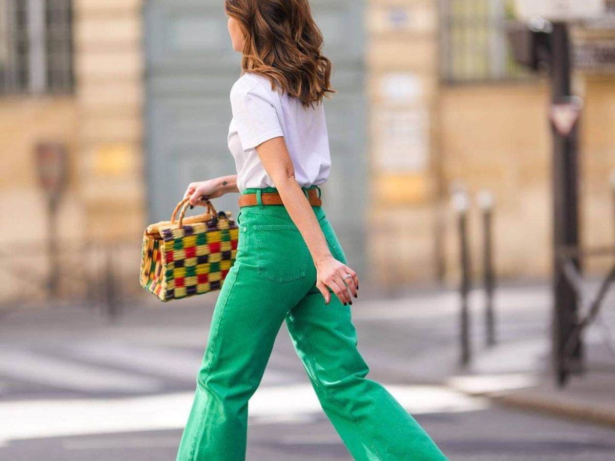 Foto: La influencer española Alexandra Pereira con unos jeans verdes. (Instagram @alexandrapereira)