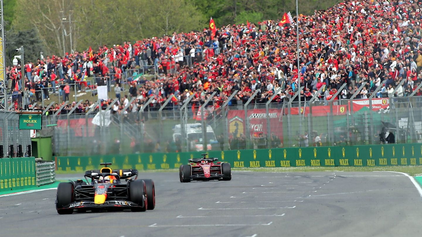 La igualdad entre Ferrari y Red Bull es extrema. (EFE/EPA/Sanna)