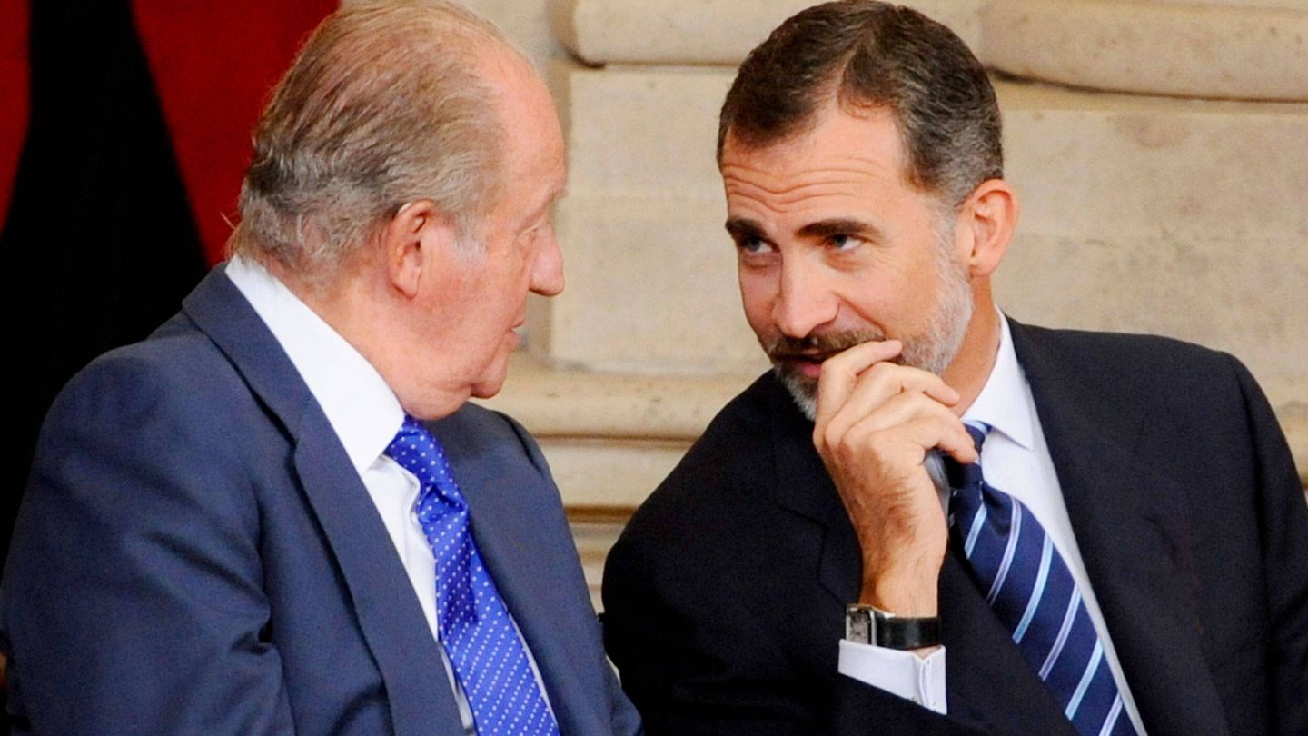 Juan Carlos y Felipe VI. (Getty).