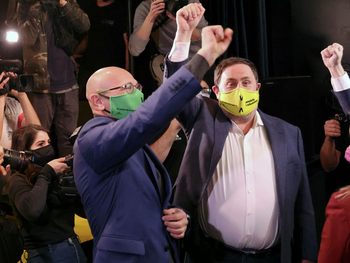 Foto: El líder de ERC, Oriol Junqueras y el 'exconseller' Raül Romeva. (Reuters) 