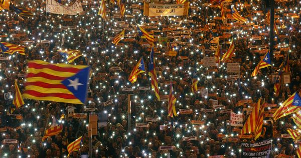 Foto: Manifestación a favor de la independencia en Cataluña. (EFE)
