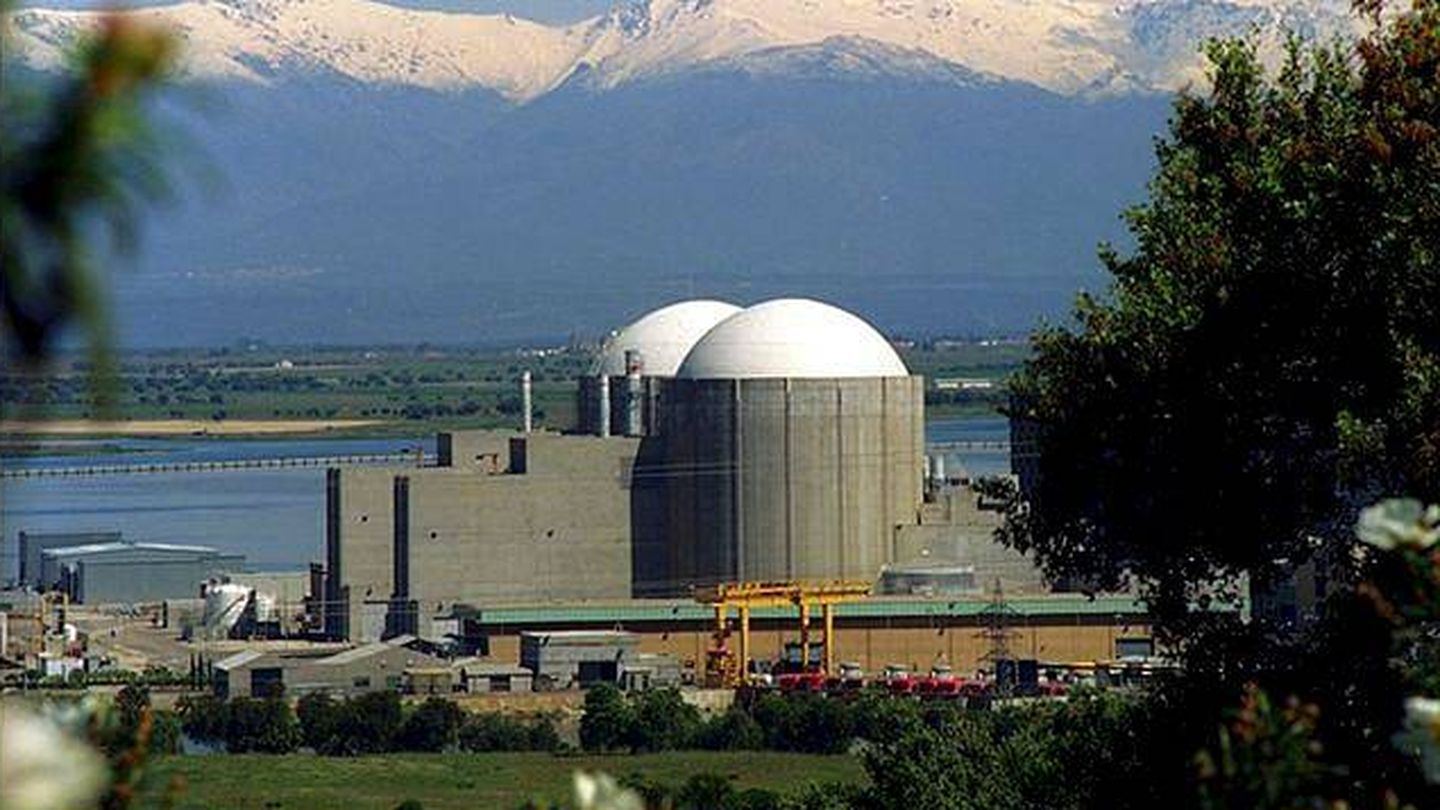 Fotografía de archivo del exterior de la Central Nuclear de Almaraz. (EFE)