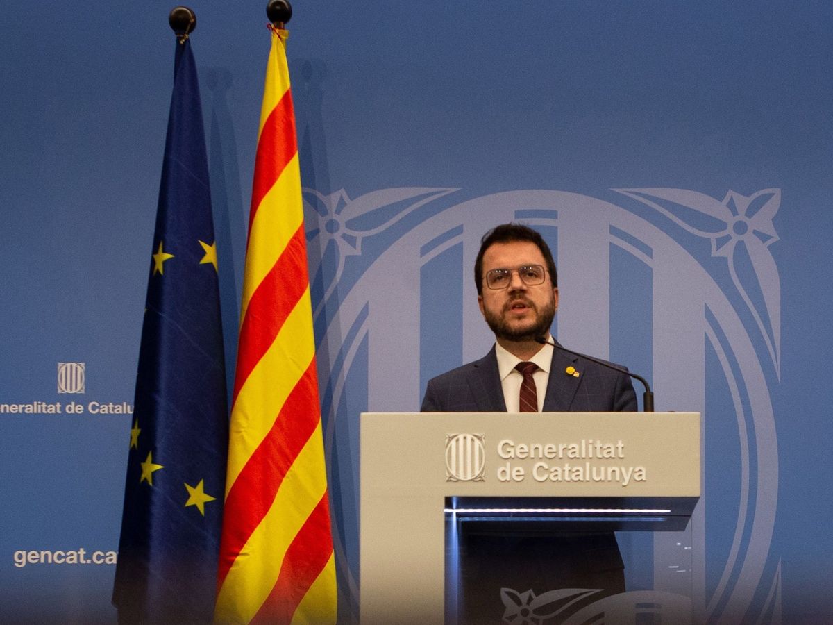 Foto: Rueda de prensa del vicepresidente de la Generalitat, Pere Aragonès. (EFE)