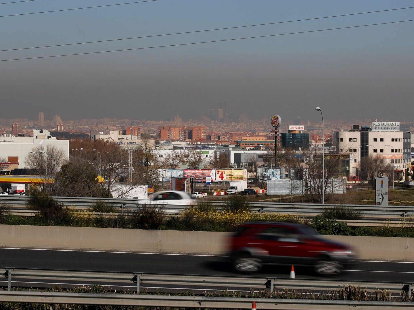 La famosa boina de contaminación que surge sobre Madrid. (EFE)
