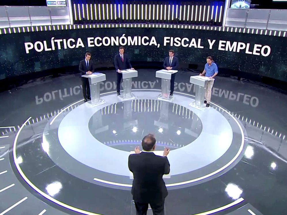 Foto: Pablo Casado, Pedro Sánchez, Albert Rivera y Pablo Iglesias, el pasado 22 de abril en el debate de RTVE con Xabier Fortes. (Reuters)