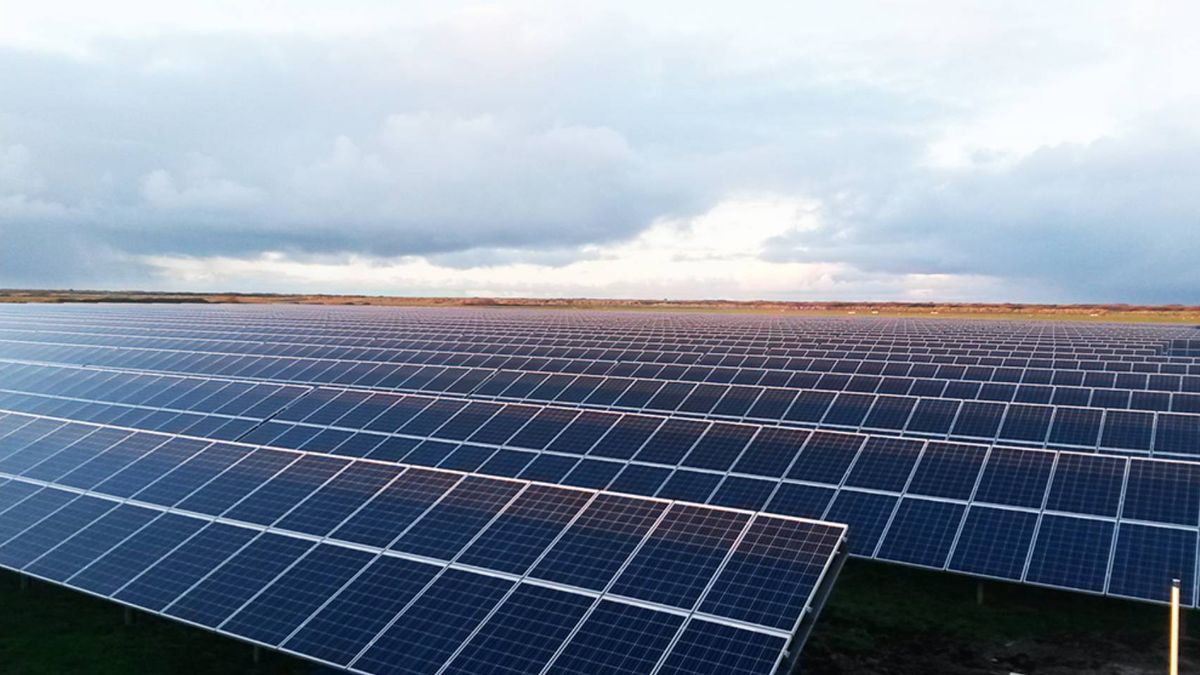 El alemán Encavis irrumpe en España con una inversión solar de 225M en Extremadura