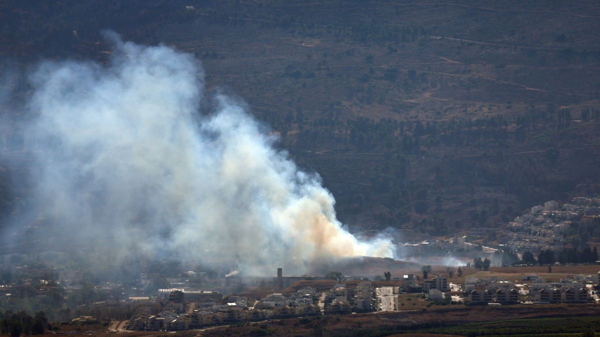 Un ataque múltiple de cohetes y drones dispara las alarmas en toda la frontera de Israel con Líbano
