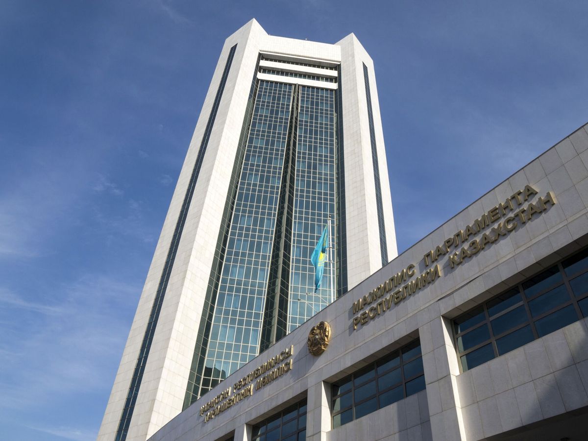 Foto: Edificio del Parlamento en Astana, Kazakhstan (REUTERS Shamil Zhumatov)