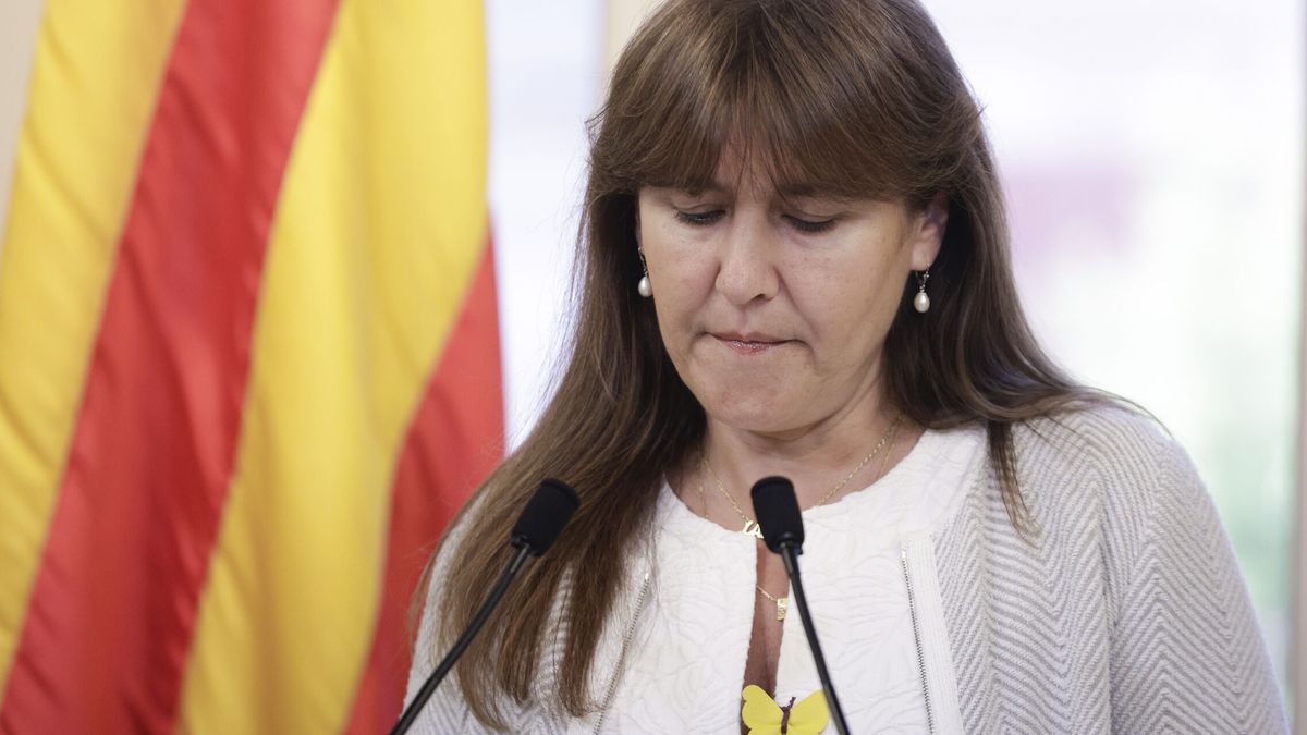 Una Laura Borràs debilitada se enroca en la presidencia del Parlament