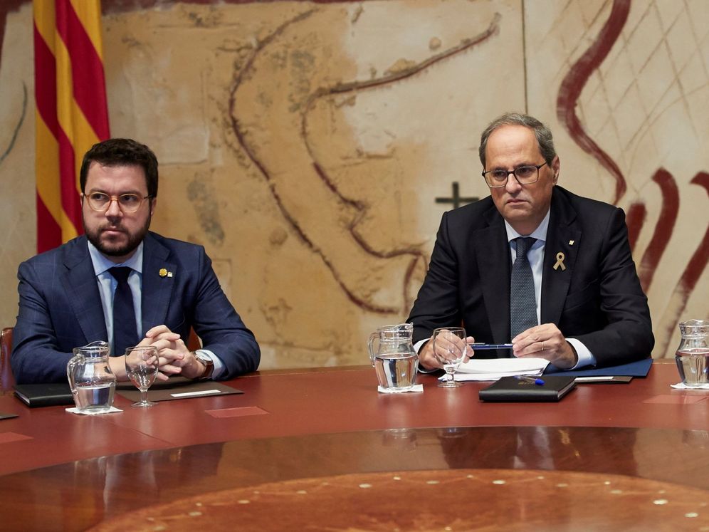 Foto: Pere Aragonès (i), junto al presidente de la Generalitat, Quim Torra. (EFE)