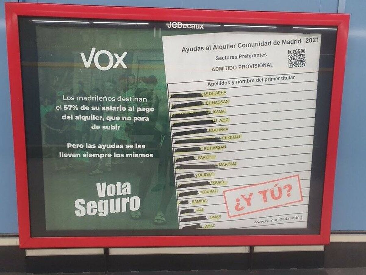 Foto: Unos de los carteles instalados por Vox en estaciones de Metro. (Vox)