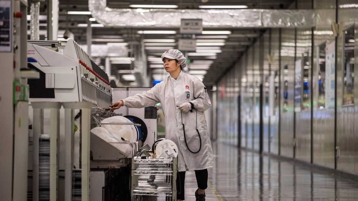 Historia de un drama: cómo China doblega a Europa en el uso de fábricas inteligentes