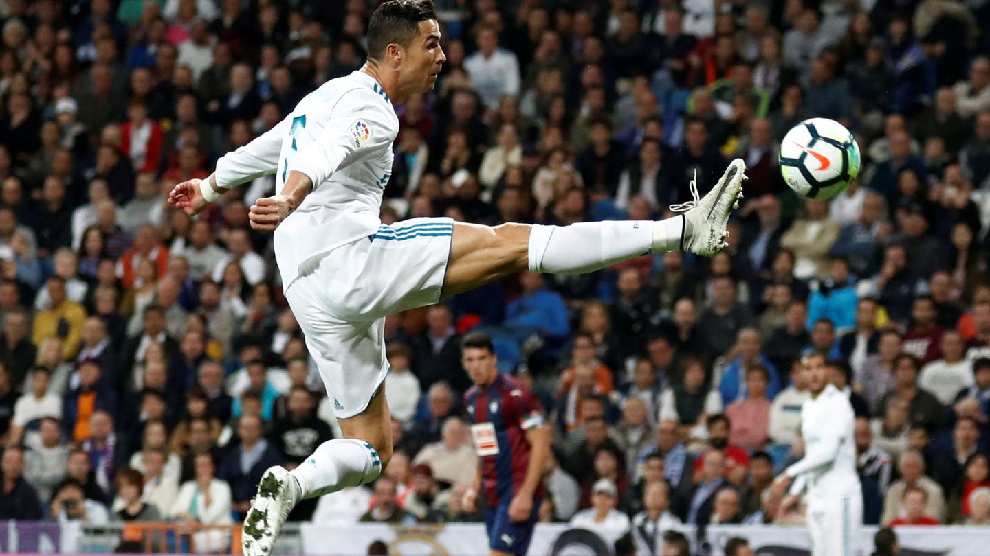 Cristiano ha marcado cinco goles en Champions, pero solo uno en Liga. (Reuters)