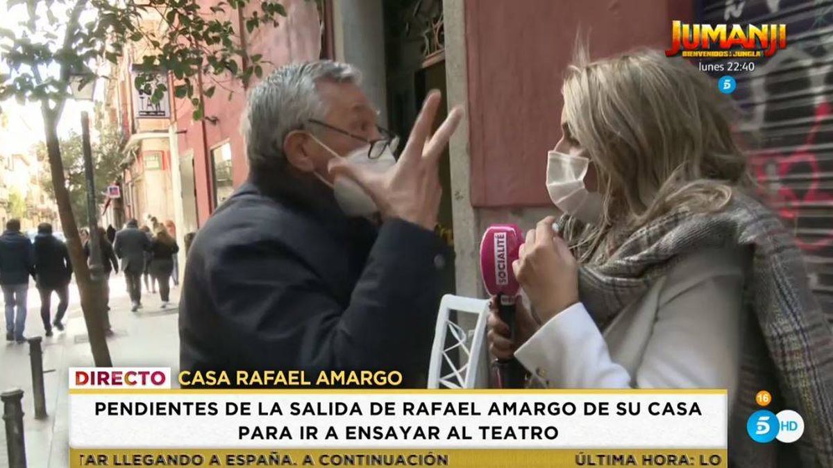 El padre de Rafael Amargo insulta y amenaza a una reportera de María Patiño ('Socialité') en pleno directo