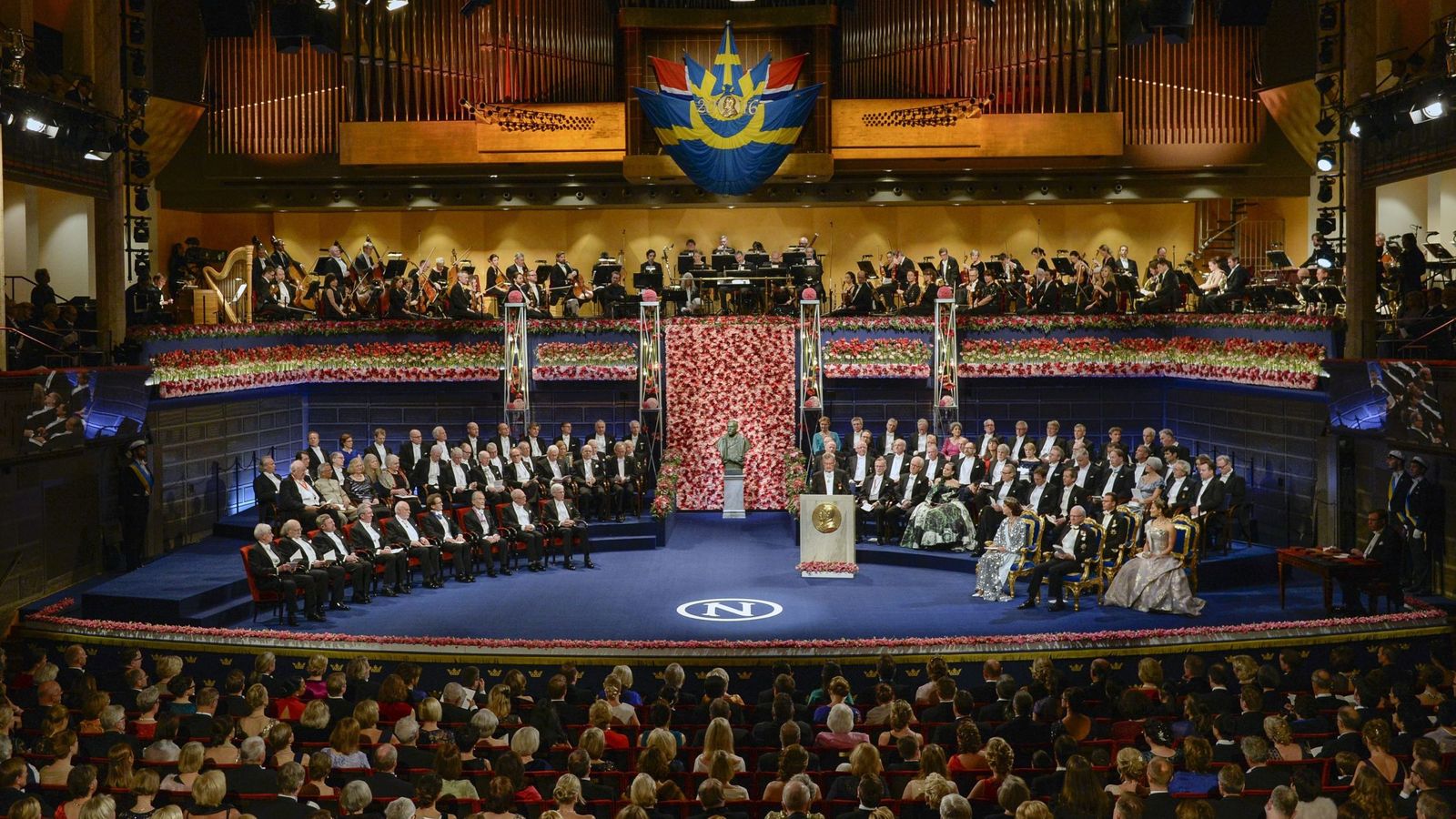 Foto: La entrega de los premios Nobel en Estocolmo. (EFE)