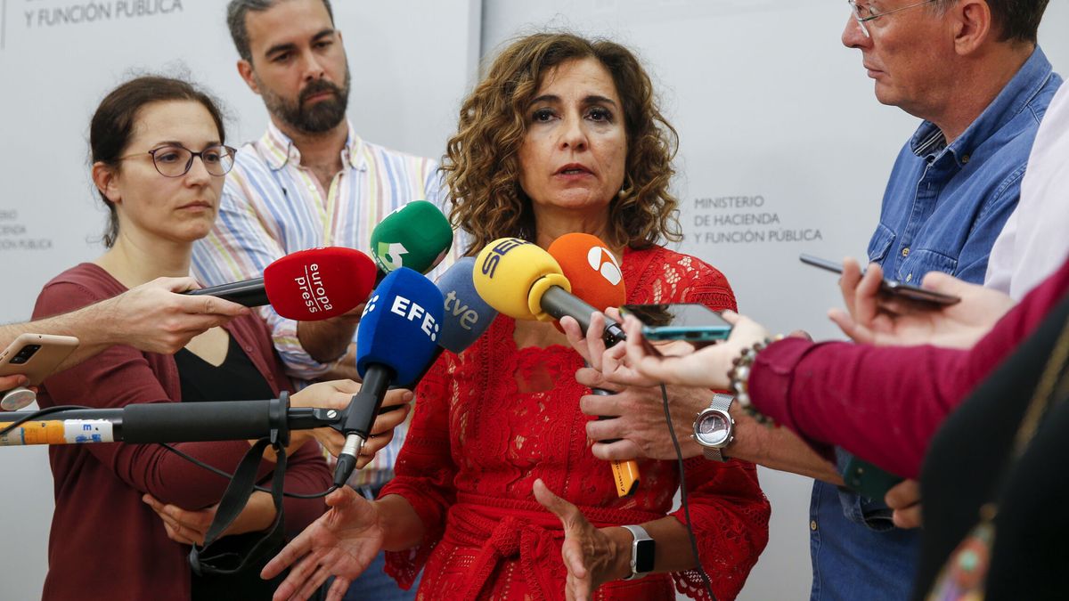 El PSOE acusa a Feijóo de justificar la violencia machista por hablar del "divorcio duro" de Flores