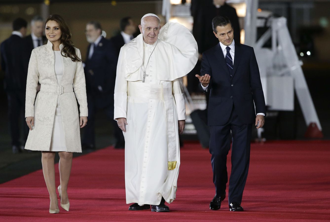 Foto: Angélica Rivera, Enrique Peña Nieto y el Papa (Gtres)