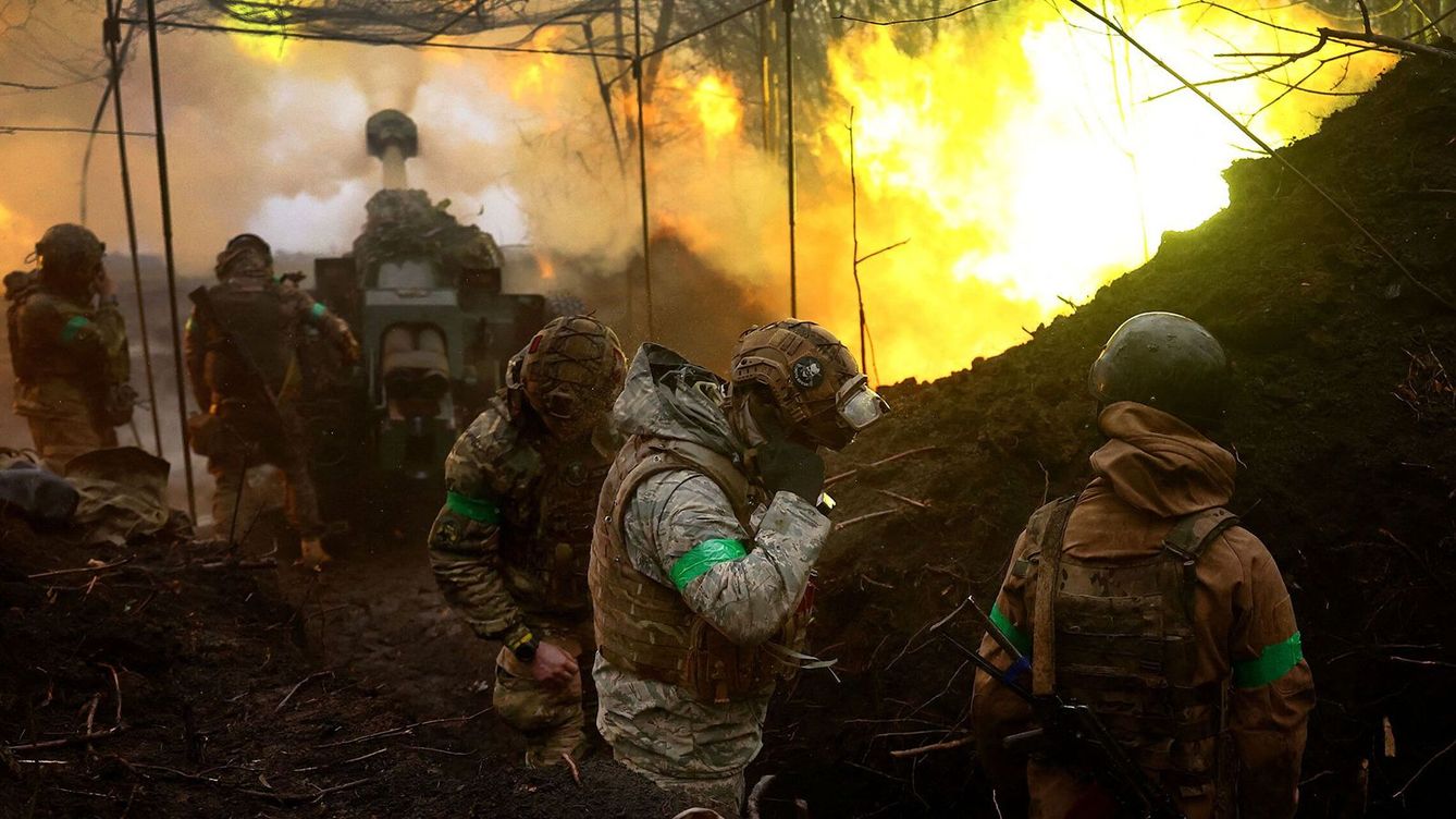 Foto:  Soldados ucranianos cerca de Bajmut. (Reuters/Kai Pfaffenbach)