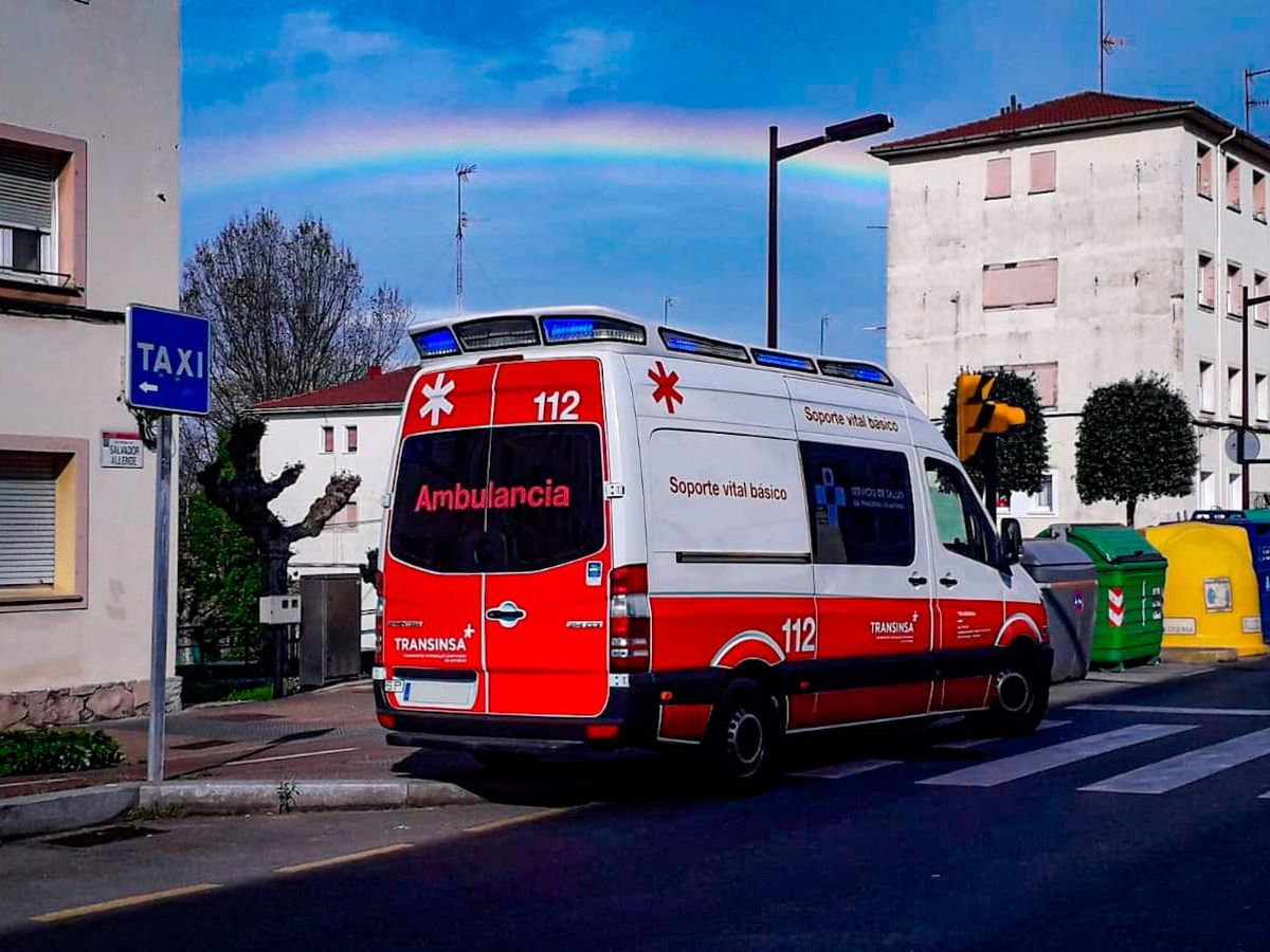 Foto: Una ambulancia de Transinsa como la que realizaba el traslado (Twitter)