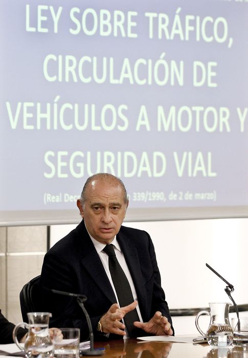 Foto: El ministro del Interior, Jorge Fernández Díaz, durante la rueda de prensa. (EFE).