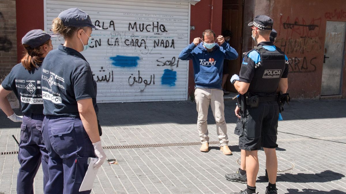 La Guardia Urbana de Barcelona multará a partir de la próxima semana por no llevar mascarilla