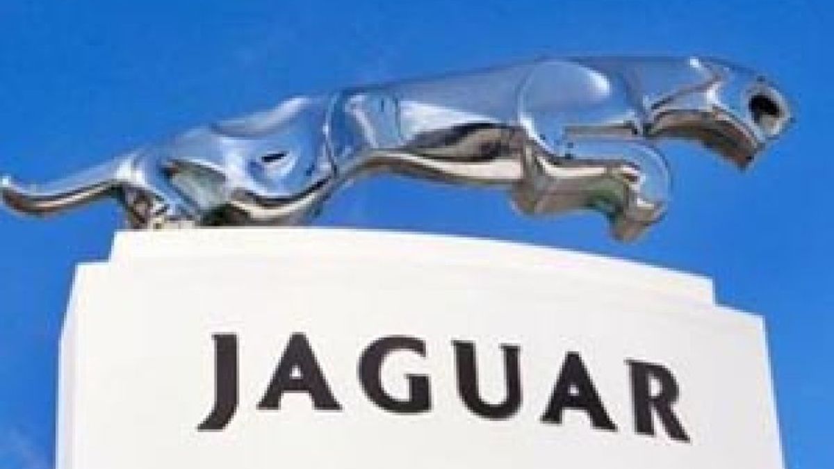 Jaguar dejará de producir su modelo más barato y suprimirá hasta 300 empleos