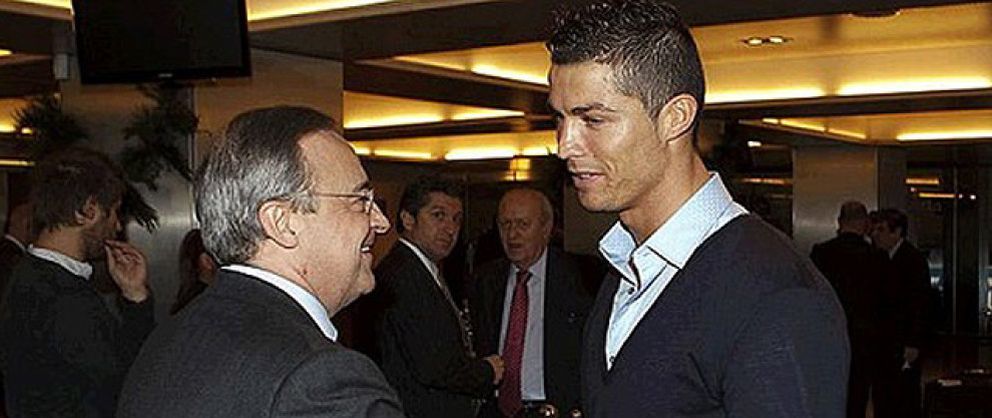 Foto: Cristiano ejerce de líder del Real Madrid tras un par de charlas con Florentino Pérez