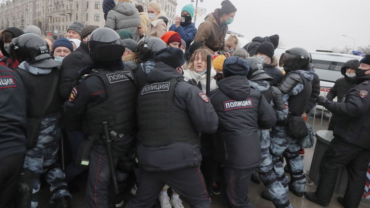 Casi 3.300 detenidos en Rusia durante las protestas en apoyo a Navalni