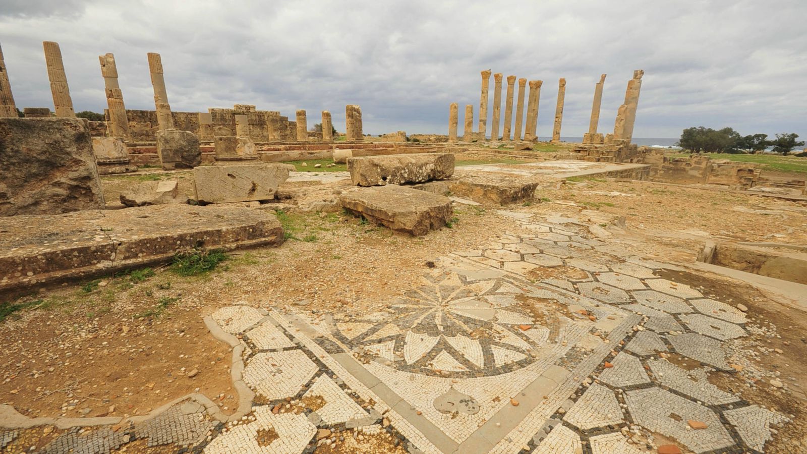 Foto: Imagen de la antigua ciudad de Ptolemais, en Libia, a unos 100 kilómetros de Bengasi (Reuters).