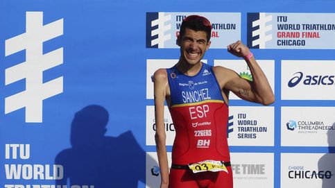 El triatleta que se cansó de la natación estará en Río, pero como comentarista
