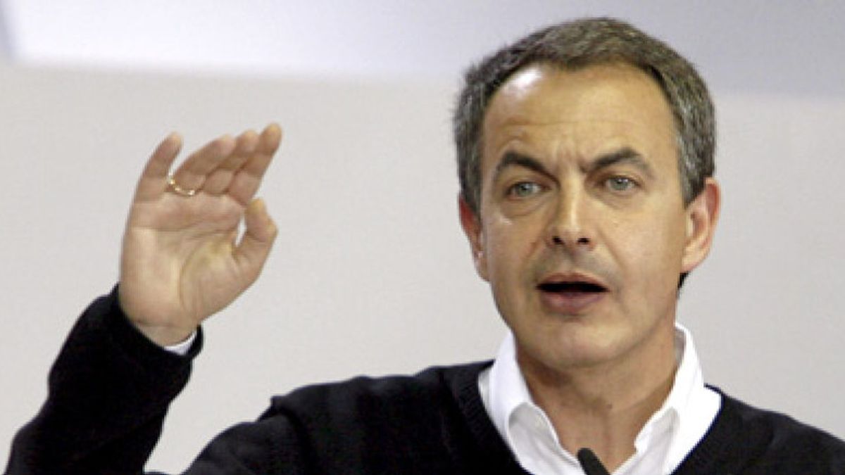 Zapatero ironizó: "Los populares deberán ahora trabajar en vez de limitarse a atacarme