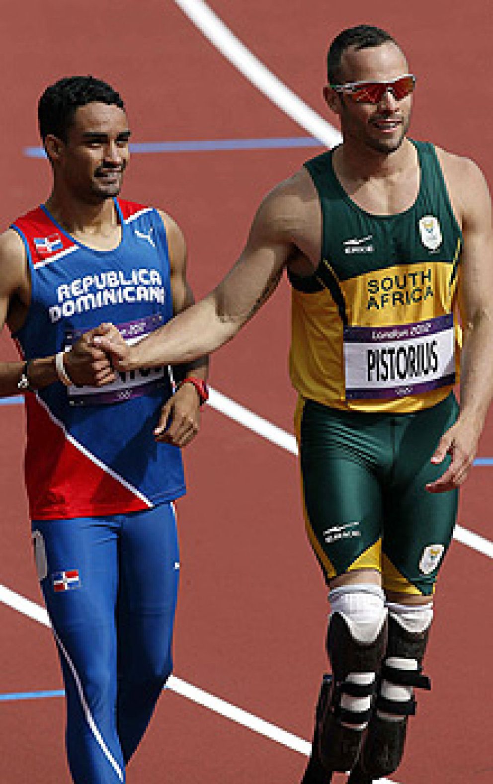 Foto: Pistorius, el 'Blade Runner' del atletismo y el marketing corre las semifinales olímpicas