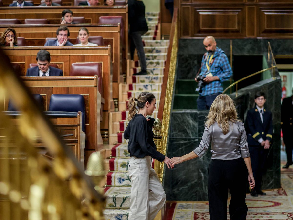 Photo: Irene Montero and Yolanda Díaz yesterday during the plenary session in the Congress of Deputies to reform the law of only yes is yes.  (Europa Press/Ricardo Rubio)