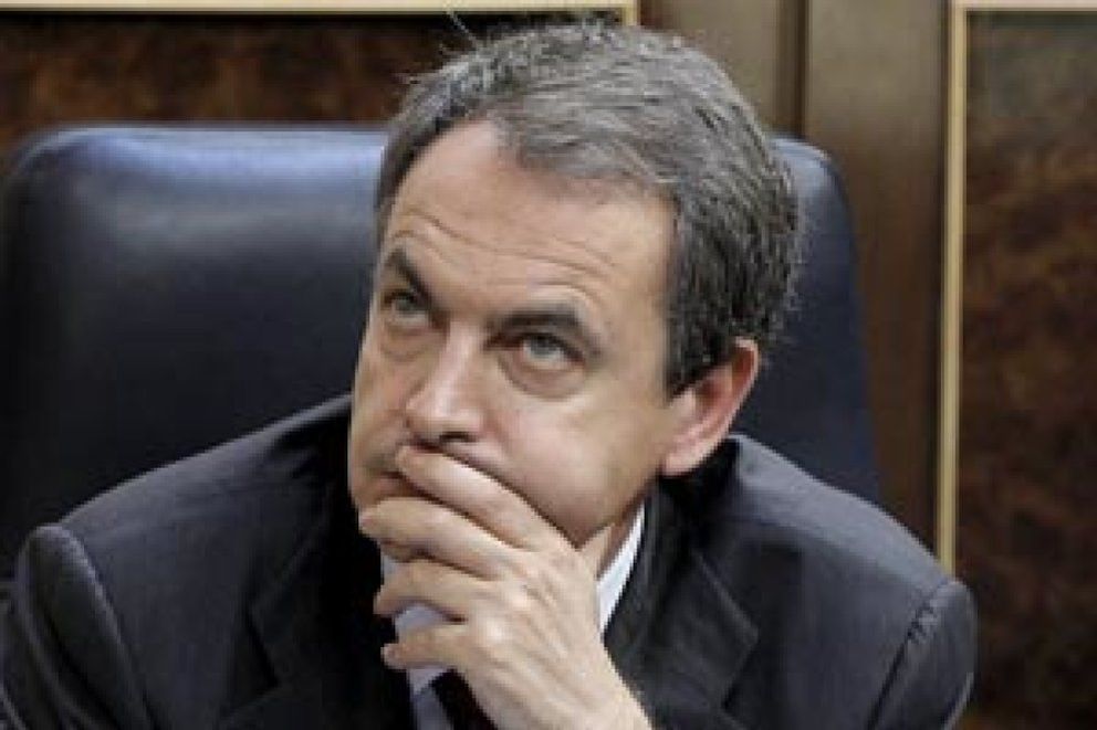 Foto: Zapatero afirma que Trabajo actuará con la "máxima exigencia" en el ERE de Telefónica