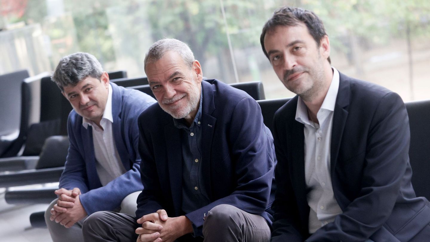 Jorge Díaz (c), Antonio Mercero (i) y Agustín Martínez (d), en una imagen de archivo. (EFE)