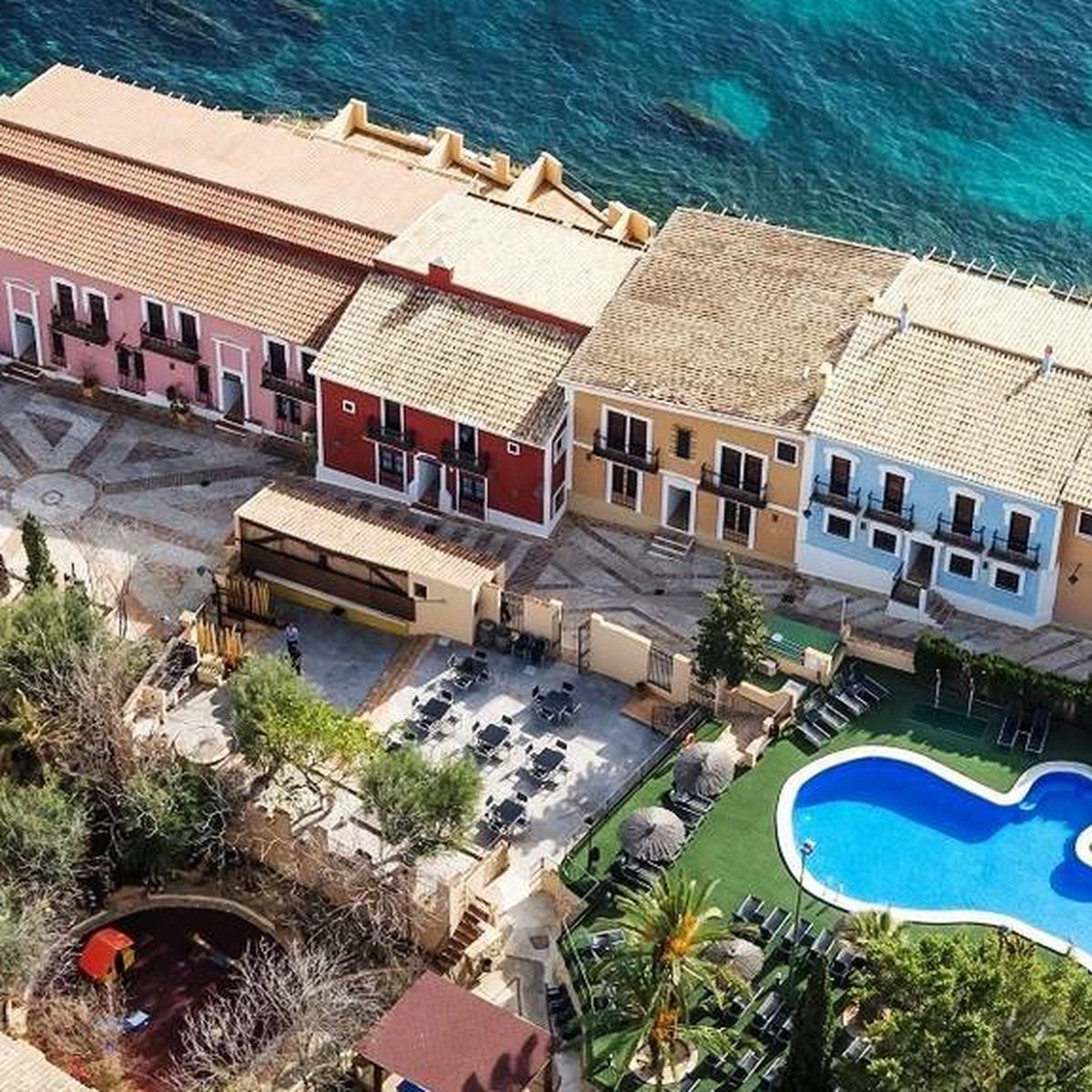 Desventaja maldición Alta exposición De Tarifa a Formentera: cinco apartamentos de lujo en los que querrás  alojarte este verano