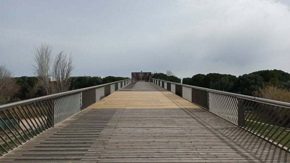 Castelldefels reabre el puente de la UPC: así es el nuevo acceso después del incendio