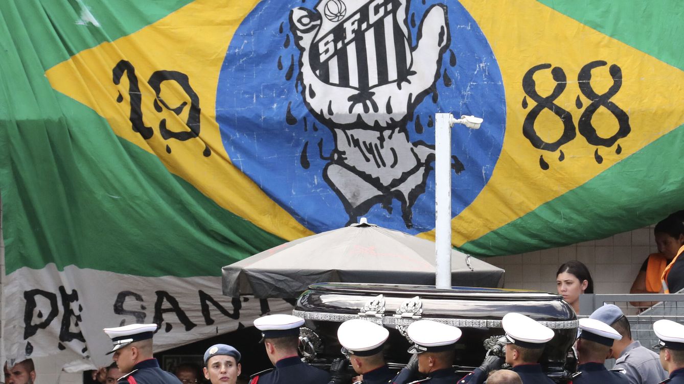 Foto: Pelé, última hora de su funeral: velatorio de 'O Rei', en directo (EFE/Sebastiao Moreira) 