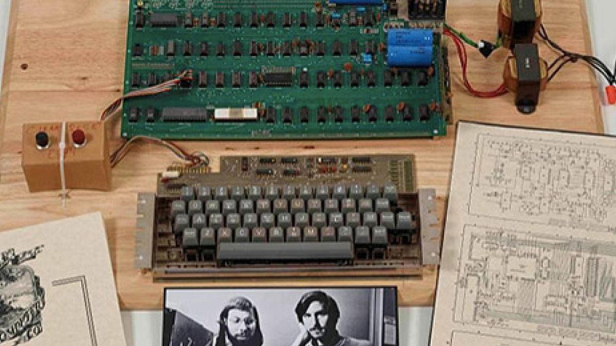 Sale a subasta el primer ordenador Apple creado por Steve Jobs y Wozniak