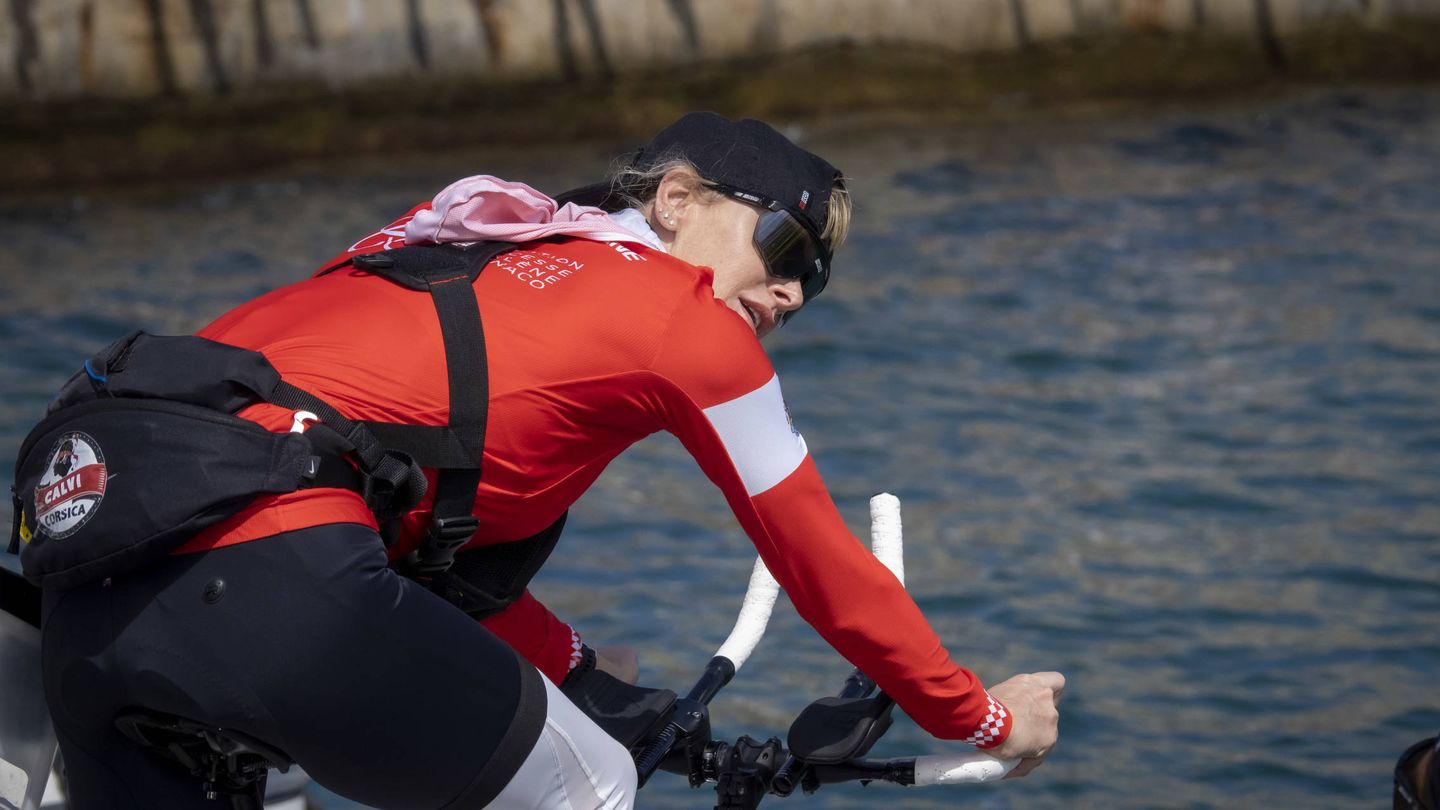 Charlène de Mónaco participa en la Water Bike Challenge. (Getty)