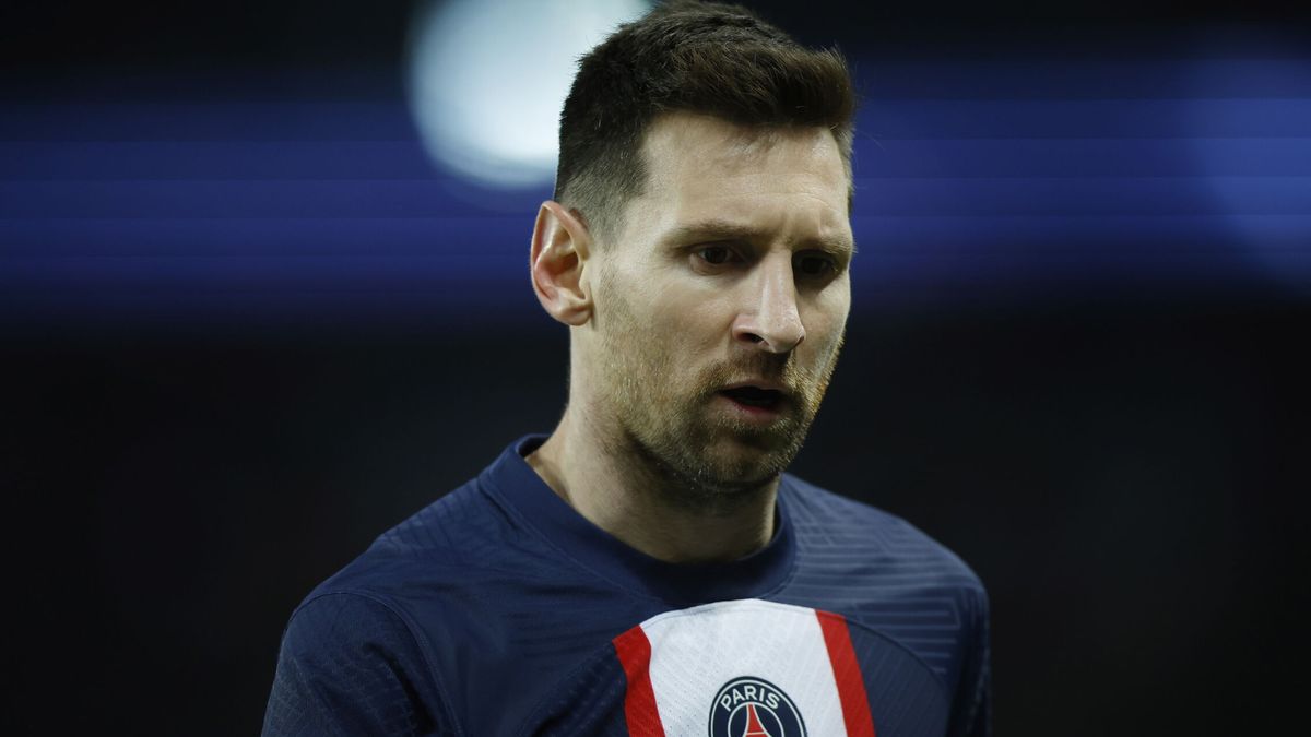 El "divorcio" entre Messi y el PSG que ya anuncian en Francia: "No debería continuar en el equipo"