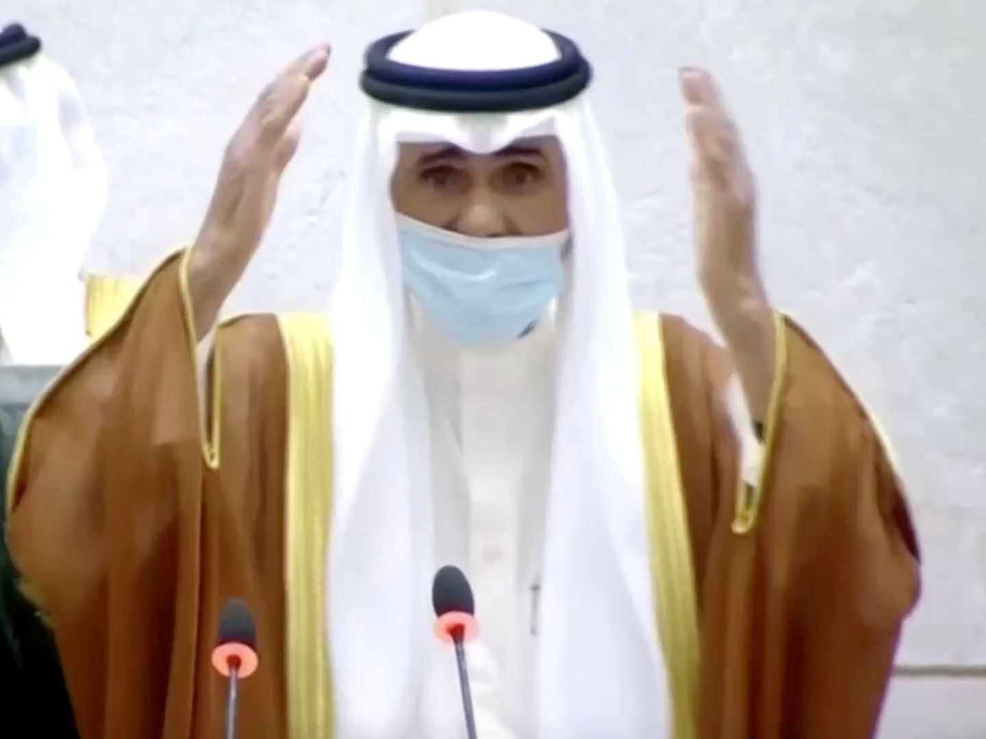 El nuevo emir, Nawaf Al-Ahmad Al-Sabah, en el Parlamento. (Reuters)