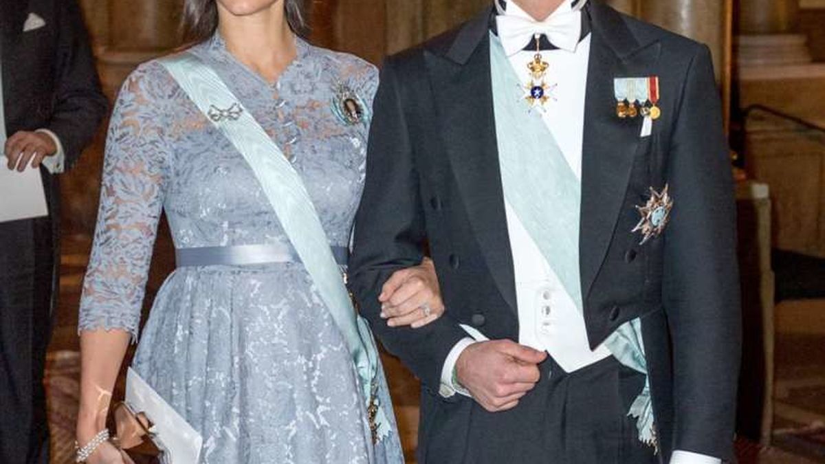 Nueva cena de gala en Suecia y misma tiara para la princesa Sofía