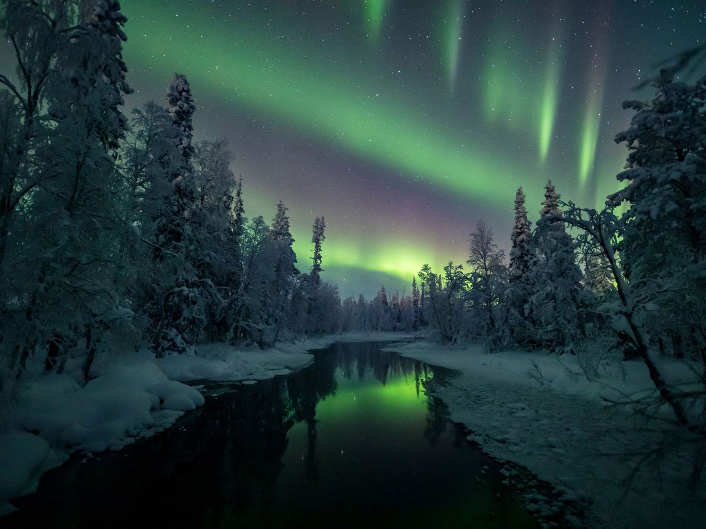 Una aurora boreal en Laponia, Finlandia. (Reuters/Alexander Kuznetsov)