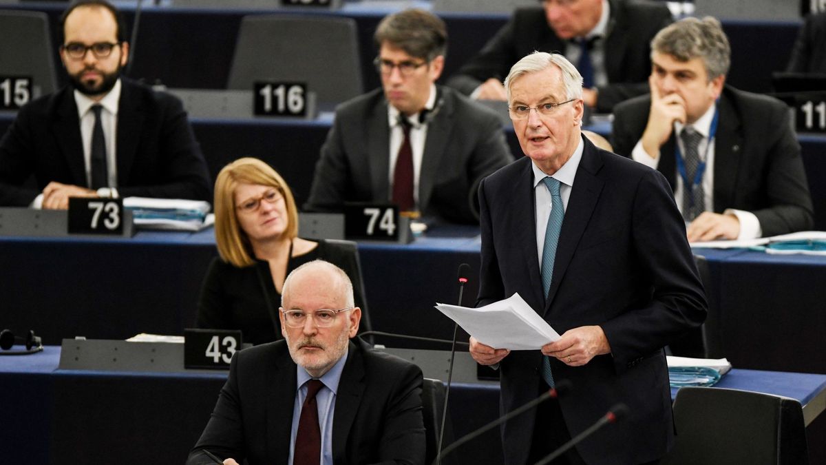Barnier pide a Londres cambiar sus 'líneas rojas' como vía para desbloquear el Brexit