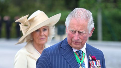 El escándalo del príncipe Carlos que sacude Reino Unido: un millón de euros en una maleta