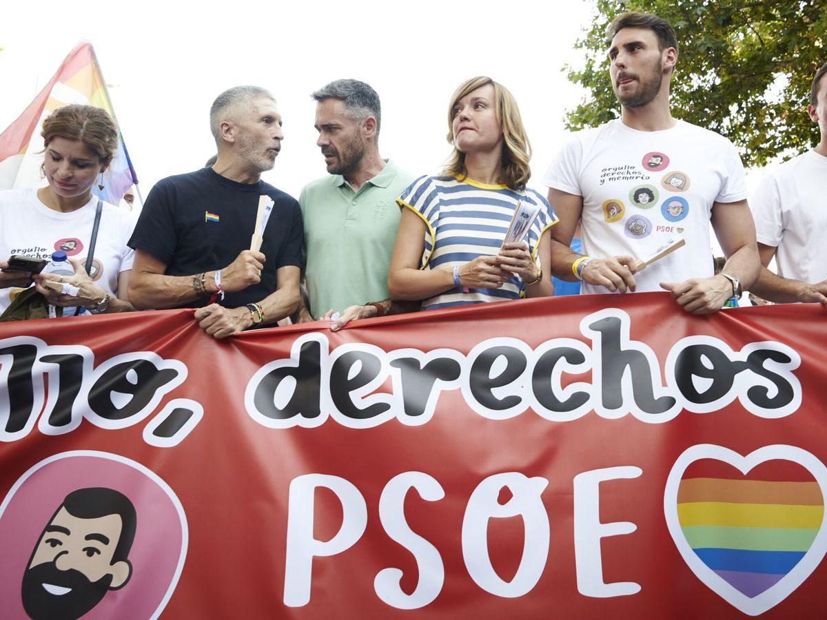 Foto: La pancarta del PSOE en el Orgullo 2022. (EFE/Luca Piergiovanni)
