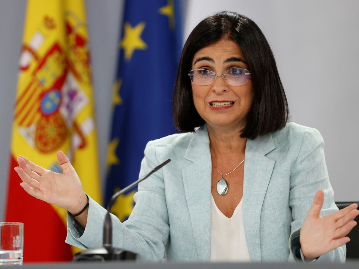 Foto: La ministra de sanidad, Carolina Darías, en rueda de prensa. (EFE) 